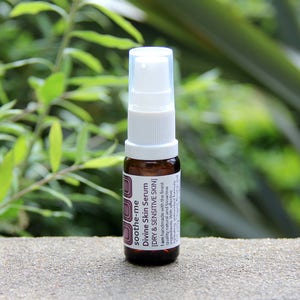 Göttliche Gesichtsserum-Öl - Lavendel, Geranie [trockene & empfindliche Haut] 10ml