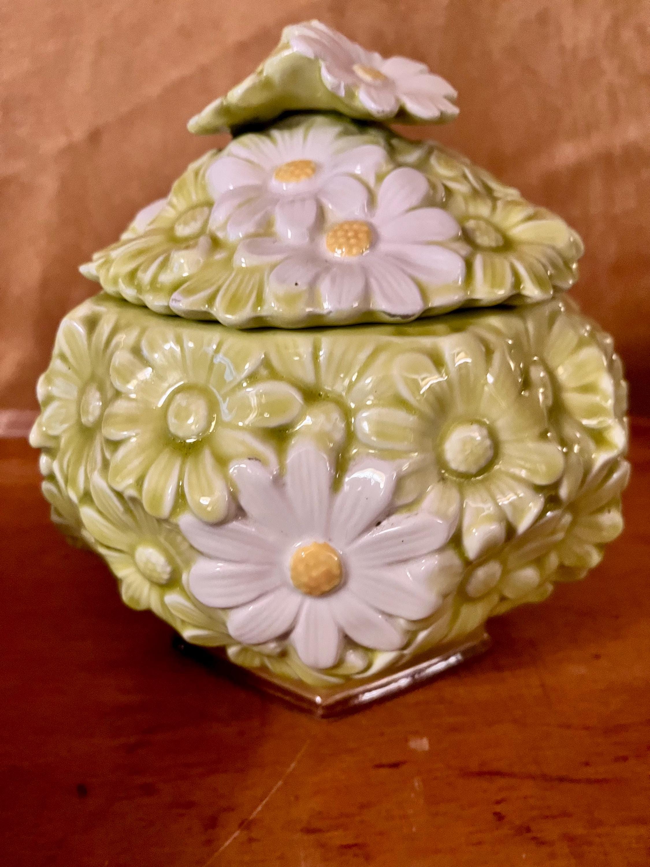 70s FRED ROBERTS CO. デイジー柄のシュガーポット ジャー 70s FRED ROBERTS CO. デイジー柄のシュガーポット ジャー