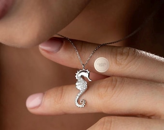 925 Sterling Silver Seahorse Necklace, Seahorse Pendant, Ocean Jewelry, Beach Jewelry, Seahorse Jewelry