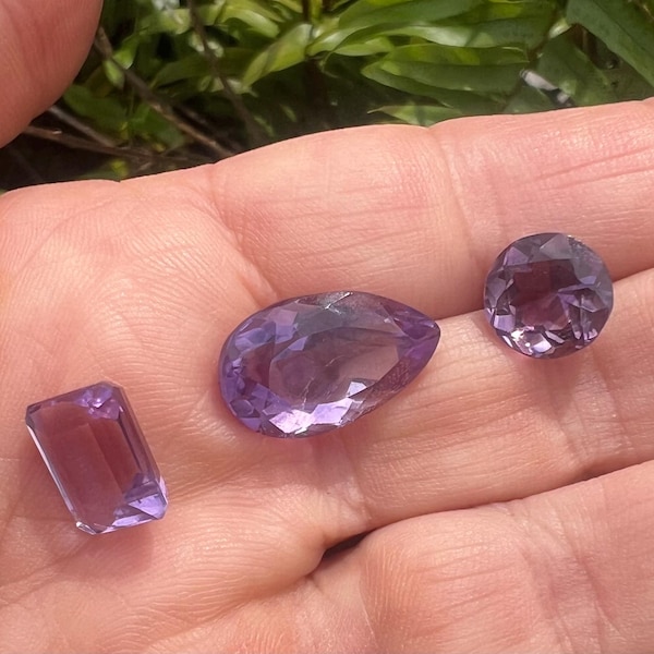 Set of 3 Faceted Amethyst Gemstones, 18 Ct Total Weight, Mixed Cuts