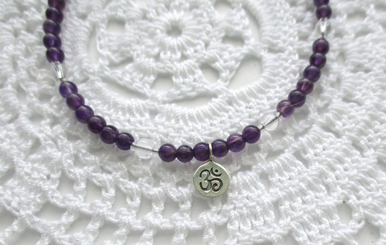 Sterling Silver OM Charm Anklet with Amethyst /& Quartz Crystal