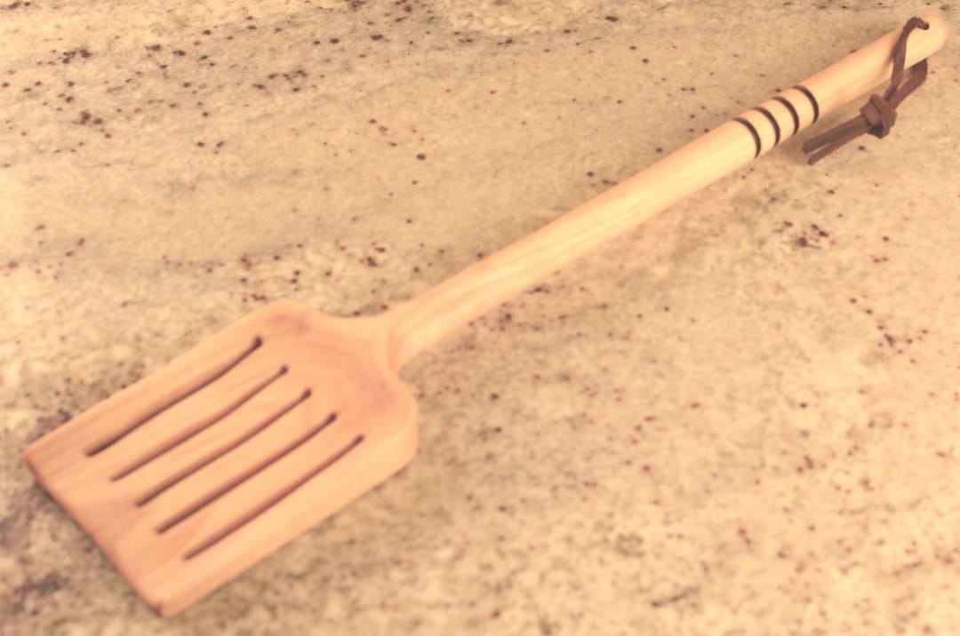 Handcrafted Maple Spatula – Burned Rings & Two-tone Grain - Etsy