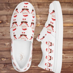Tênis Slip On Feminino com Estampa de Papai Noel, Tênis de Lona com Estampa Natalina, Calçado Festivo para as Festas, Presente de Inverno, Moda Alegre para a Temporada imagem 2