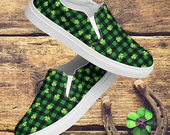 Womens Green Shamrock Karierte Segeltuchschuhe, St Patricks Day Slip On Sneakers, Lucky Irish Holiday Schuhe