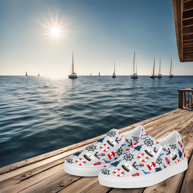 Zapatillas sin cordones de lona estilo costero chic - Zapatillas de inspiración náutica para mujer - Zapatos náuticos con estampado marino - Calzado con diseño de faros y motivos marítimos imagen 6