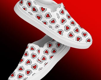 Damesschoenen met rood hart – canvas instapsneakers – Valentijnsdag comfort flats - schoeisel met dagelijks liefdesthema