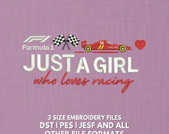 Diseño de bordado "Solo una chica que ama las carreras" / Auto de carreras y banderas a cuadros / Chica de carreras estilo Fórmula / Diseño de moda de deportes de motor