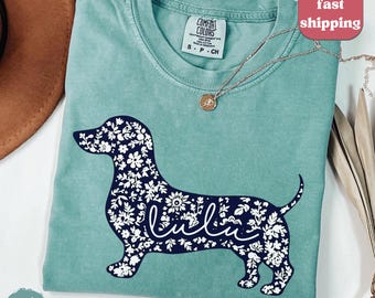 Dachshund Mom Custom Shirt Vintage Weenie Dog Tshirt Funny Dog Tee Chinoiserie Wiener Dog Mama Shirt Personalized Dog Name Gift Dog Lovers
