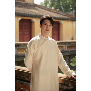 Men’s Ao Dai Traditional Vietnamese Tunic Groom Ceremony Outfit Cream Silk Brocade Custom Size S to XXL Modern For Wedding Tet Photoshoot