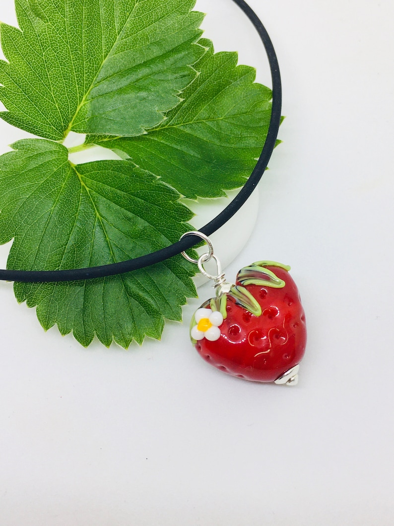Erdbeer-Herz aus Glas, Anhänger Herz als Erdbeere, Handarbeit - Etsy.de