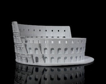 3D Printed Colosseum Replica - Roman Architecture Model