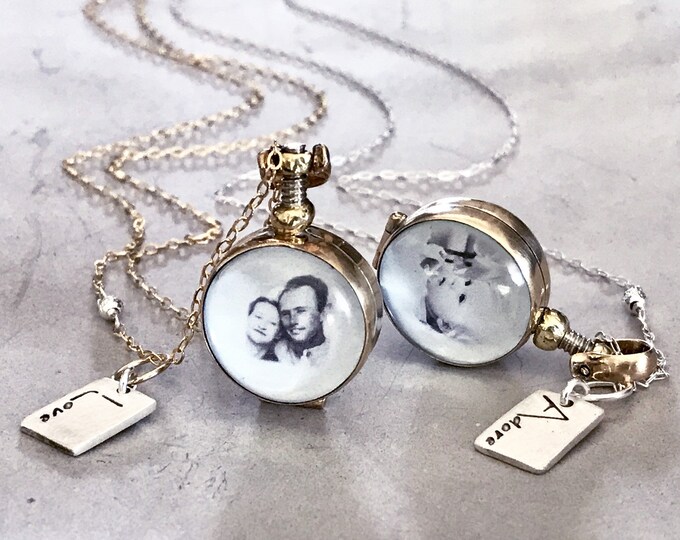 Small Photo Locket Locket Necklace - Mini Round Photo Locket in Gold Tone - Glass Locket ...