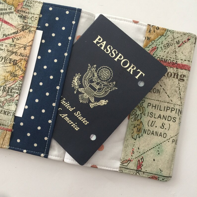 Protege Passeport Et Etiquette Valise