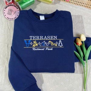 Terrasen Sweatshirt Stickerei, Feuerherz Stickerei Shirt, Thron aus Glas Sweatshirt, Geschenk für sie, Geschenk für Buchliebhaber