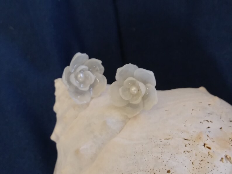 CUSTOM Shell Flower Post Earrings NEW design handcrafted with Vintage 1920's shells Limited Availability image 4