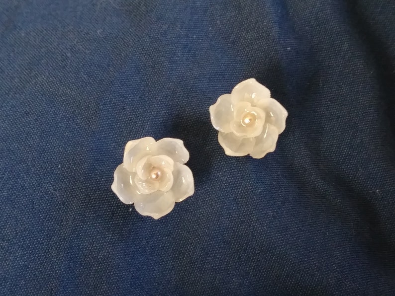 CUSTOM Shell Flower Post Earrings NEW design handcrafted with Vintage 1920's shells Limited Availability image 2