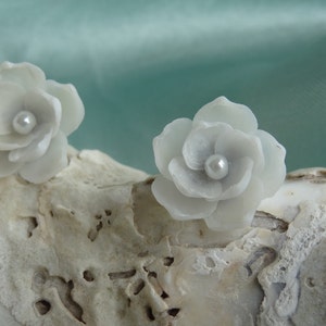 CUSTOM Seashell Flower Post Earrings handcrafted with Vintage 1920's shells Limited Availability image 1