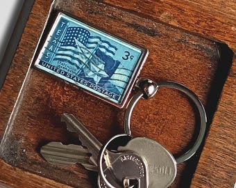 Sunflower Keychain, Kansas statehood - vintage 1961 USA postage stamp