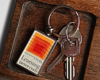 Retro Albers Print Keyring - real vintage 1980 USA postage stamp