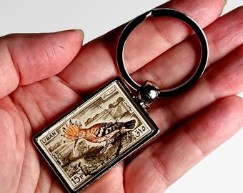 Eurasian Hoopoe Keyring made with upcycled 1965 Lebanon postage stamp