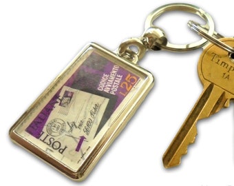 Real Italian Stamp Keyring - 1967 Purple Postcard, Postcode ZIP Code theme