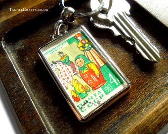 Russian Dolls Keychain - upcycled 1975 vintage postage stamp