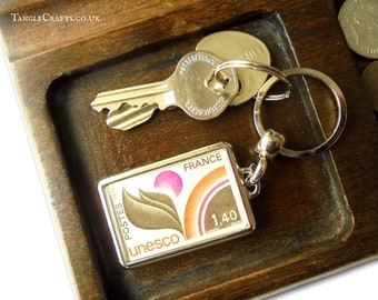 Retro Sun & Leaf Keyring - France keychain made with upcycled 1976 postage stamp