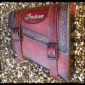 Saddlebag INDIAN RED Leather (UNIVERSAL)