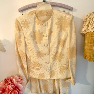 Vintage Skirt Suit, Gathered Waist Skirt, Skirt Suits, vintage suits, vintage dresses