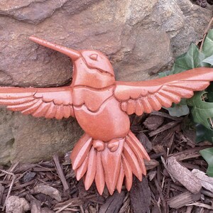 Red Concrete Hummingbird decoración al aire libre colibrí | Etsy