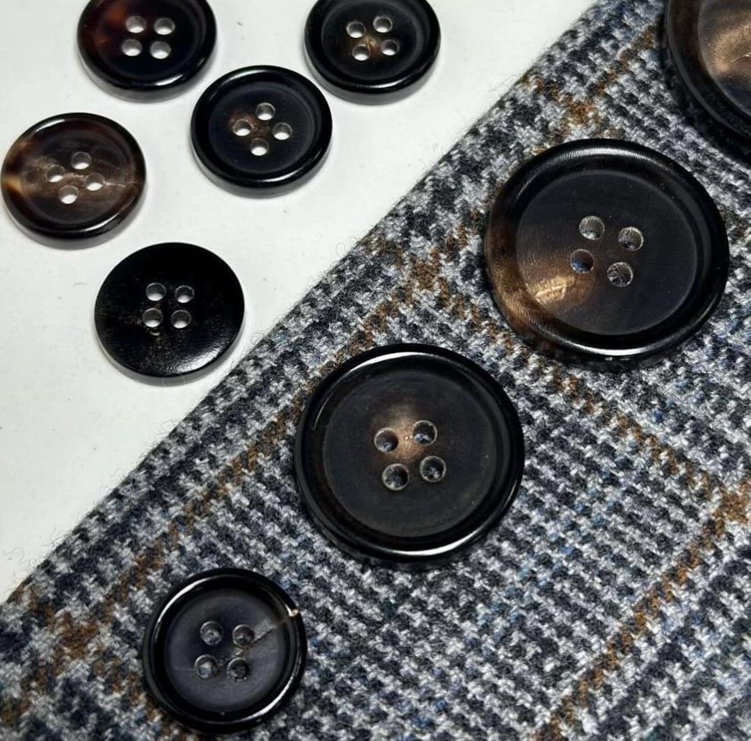 Brown Genuine Horn Buttons: Italian Tailoring Set (15mm-30mm) - Etsy