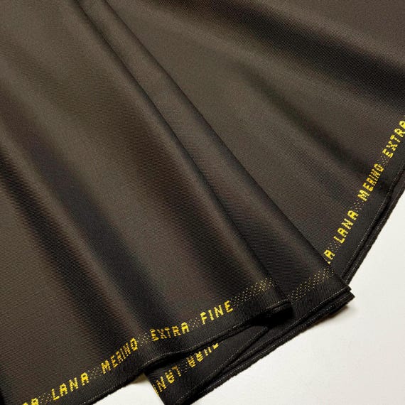 Italian Merino Wool Fabric: Brown Suiting, Luxury Extra Fine