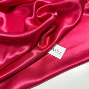 Elegant Italian Viscose Satin Cady Fabric in Luxurious Berry color - Perfect for Chic Holiday Outfits and Sophisticated Fashion Creations