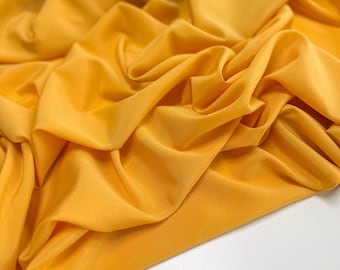 Ostatnia sztuka 1,14 jarda (1,05 m) – tkanina z jedwabiu krepowego: włoska odzież designerska, elegancki żółty
