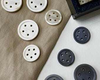 Genuine Horn Buttons: Ivory & Grey - Italian Tailoring Set (3pc)