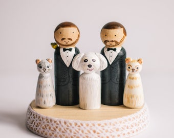 Wedding Cake Toppers with pets. Peg Doll cake topper with pets. Custom wedding cake topper. Wedding cake toppers with pet, dog, cat, bunny