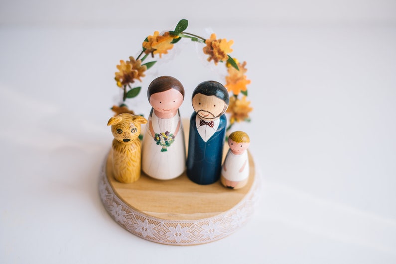 Autumn Wedding Cake topper. Personalized wedding cake toppers. Peg dolls. Custom Cake Toppers and Leaves Arch.Boho wooden Cake image 5