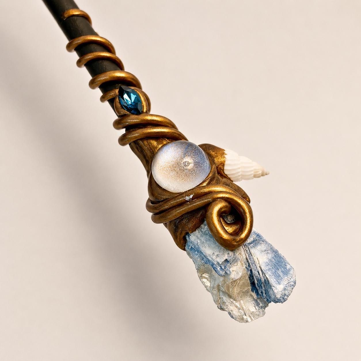 Blue Kyanite Crystal Hair Stick, Handmade Fantasy Hair Pin with Shell Detail, Witchy Ocean Hair Accessory, Wooden Hair Stick