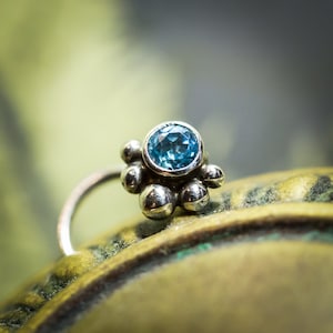 Choose Your Own Faceted 3mm Stone V Style Silver Nose Stud