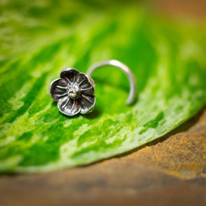 Silver Flower Nose Stud, Cast Directly From Real 5mm Flowers