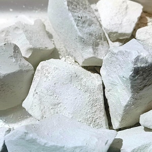 Chalk METEL (hard lump chalk, lots of powder, milk and cream flavor) - 70-110 grams