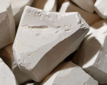 Natural clay Astana IDEAL (food grade, 70-110 gram piece)