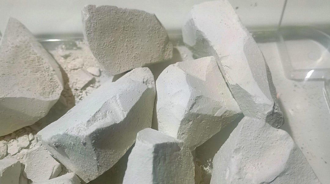 ANTARCTICA Food Chalk (lumpy, Taste of Dampness and Moisture, Hard ...