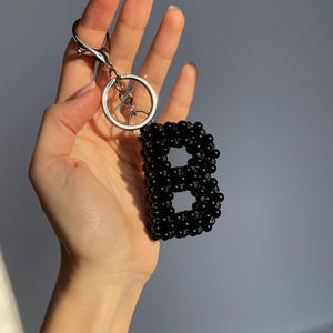 Llavero personalizado con cuentas de perla