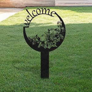 Welcome Garden Stake with Birds – Metal Outdoor Yard Sign – Floral Backyard Decor – Garden Gift for Mom – Housewarming Gift