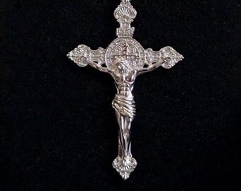 Crucifix Pendant Necklace with Saint Benedict Medal – Sterling Silver 925 Normal Silver Version