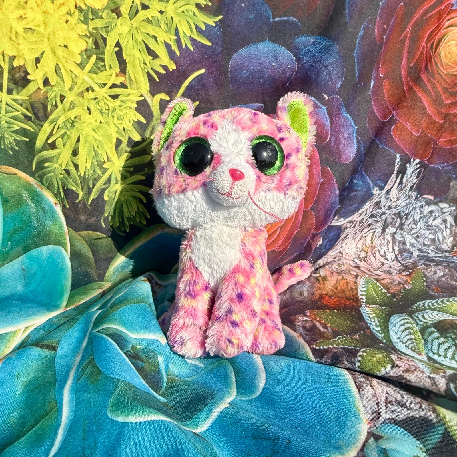 Beanie Boo Sophie Cat Regular Size, Rainbow Plush Cat, Euc, Ty