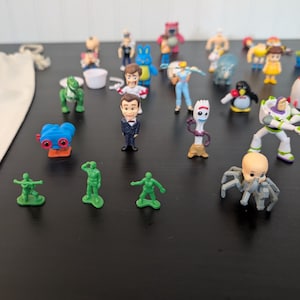 Minifiguras de Toy Story de 36 unidades con bolsa personalizada imagen 8