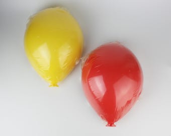 Lampada da parete vintage IKEA Dromminge a forma di palloncino giallo e rosso / Applique a forma di palloncino con spina anni '90