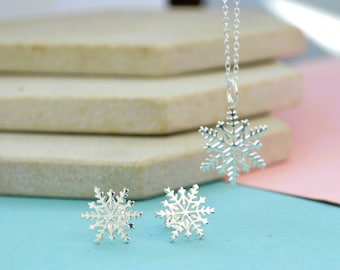 Snowflake Earrings and Necklace Jewelry Set Sterling Silver Christmas Jewellery Set Dainty Holiday Jewelry Set